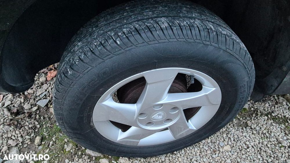 Dacia Duster dCi 110 FAP 4x2 Laureate - 18