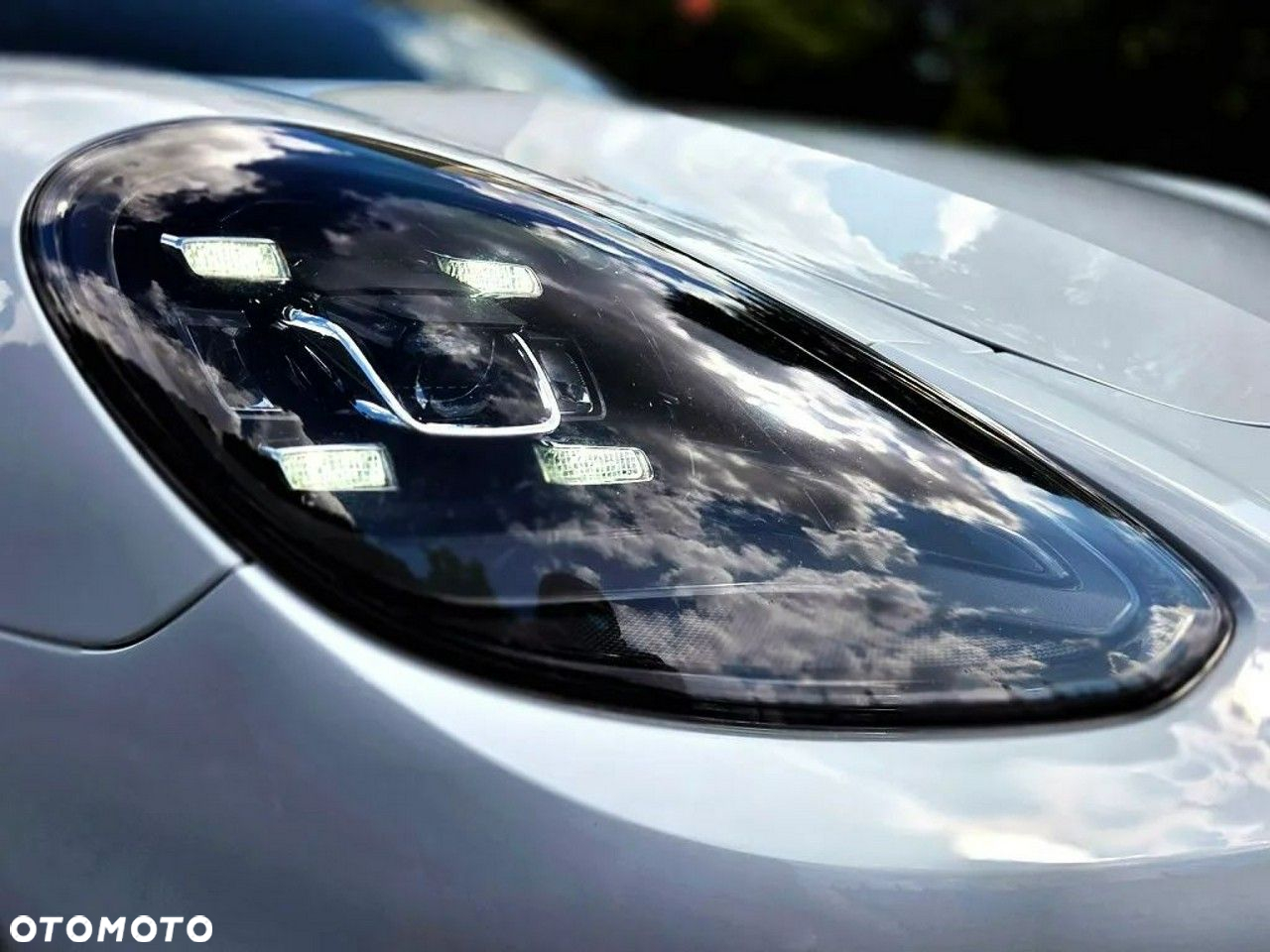 Porsche Panamera 4 Platinum Edition - 30