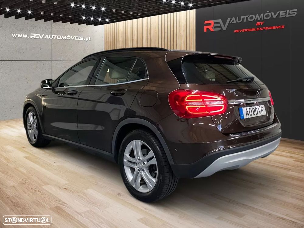 Mercedes-Benz GLA 180 (CDI) d Urban - 4