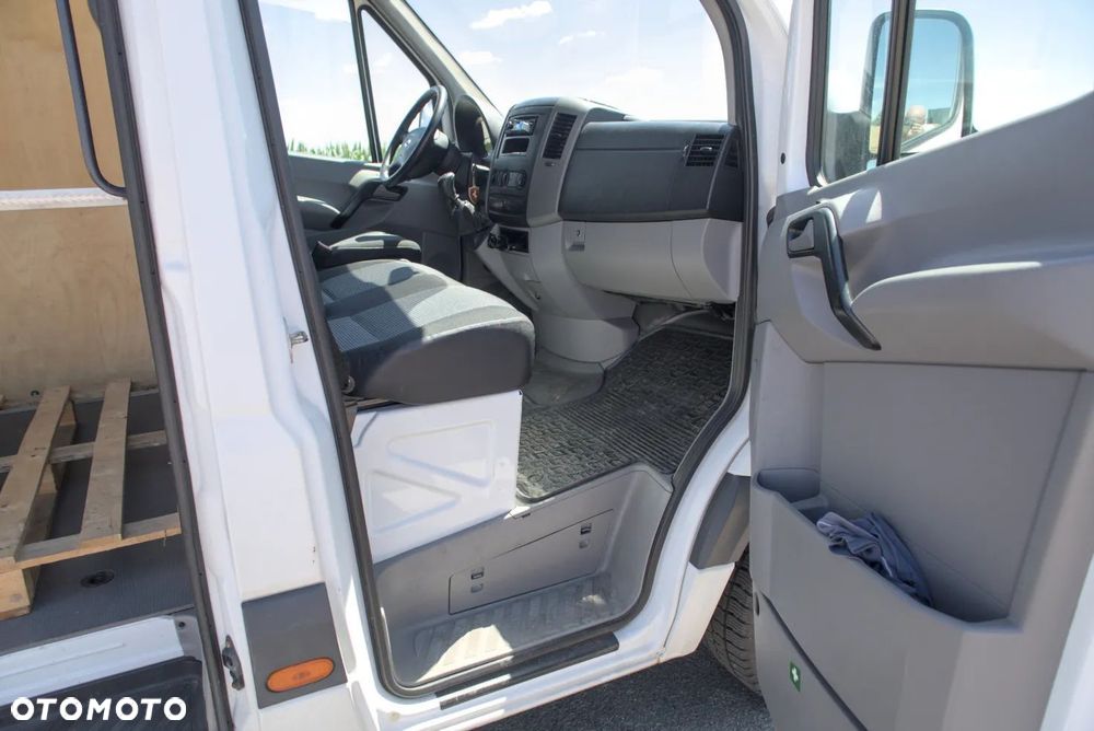 Mercedes-Benz sprinter - 11