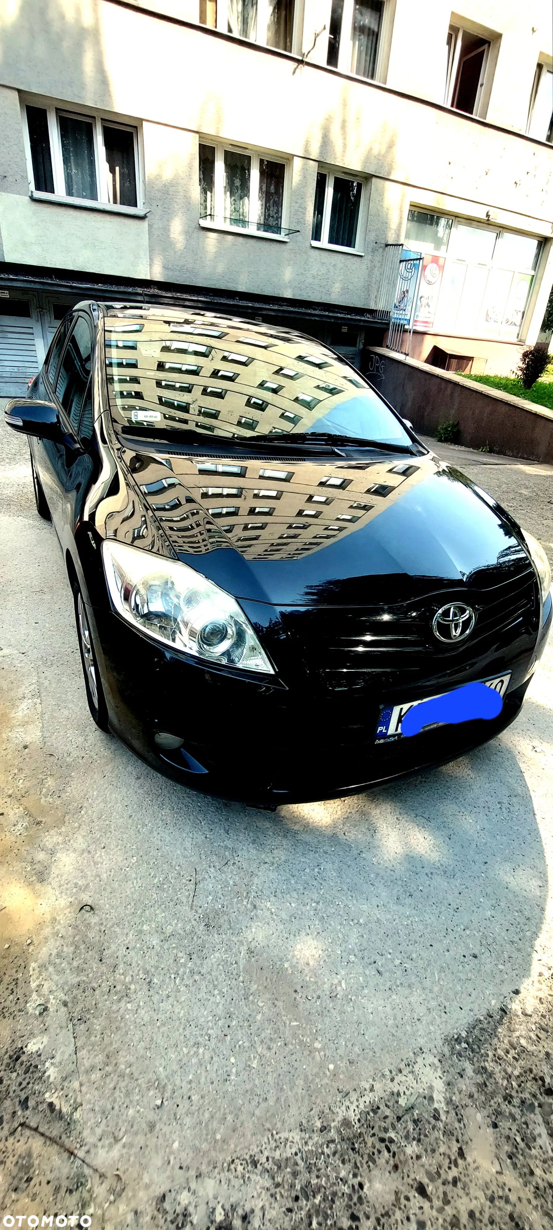 Toyota Auris 1.6 Prestige - 1
