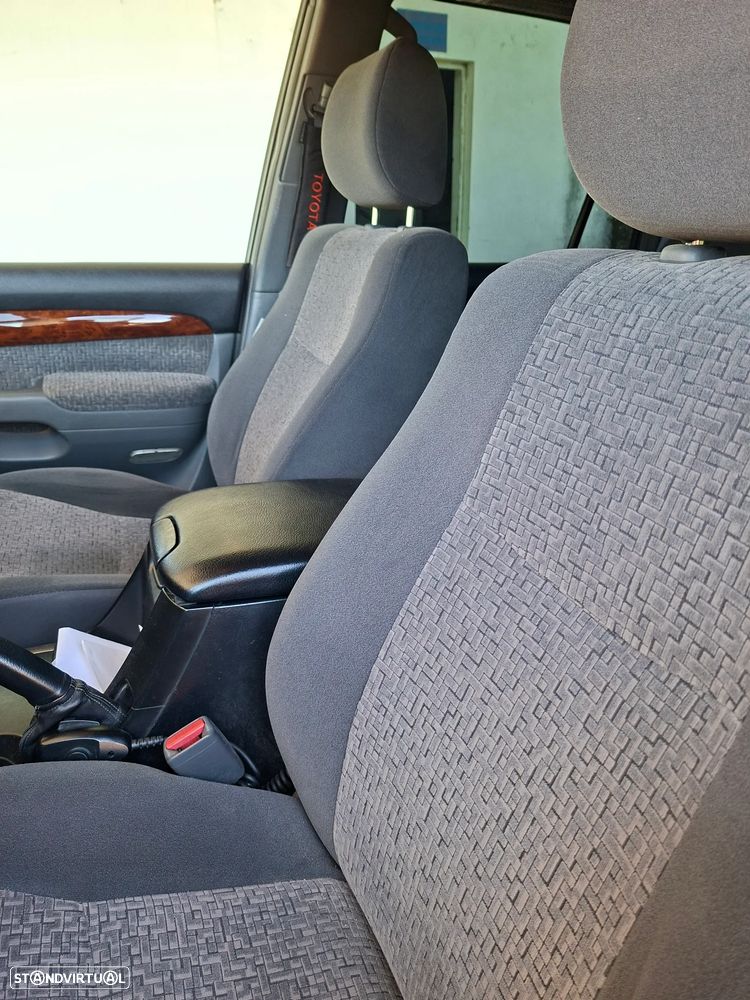 Toyota Land Cruiser Prado - 13