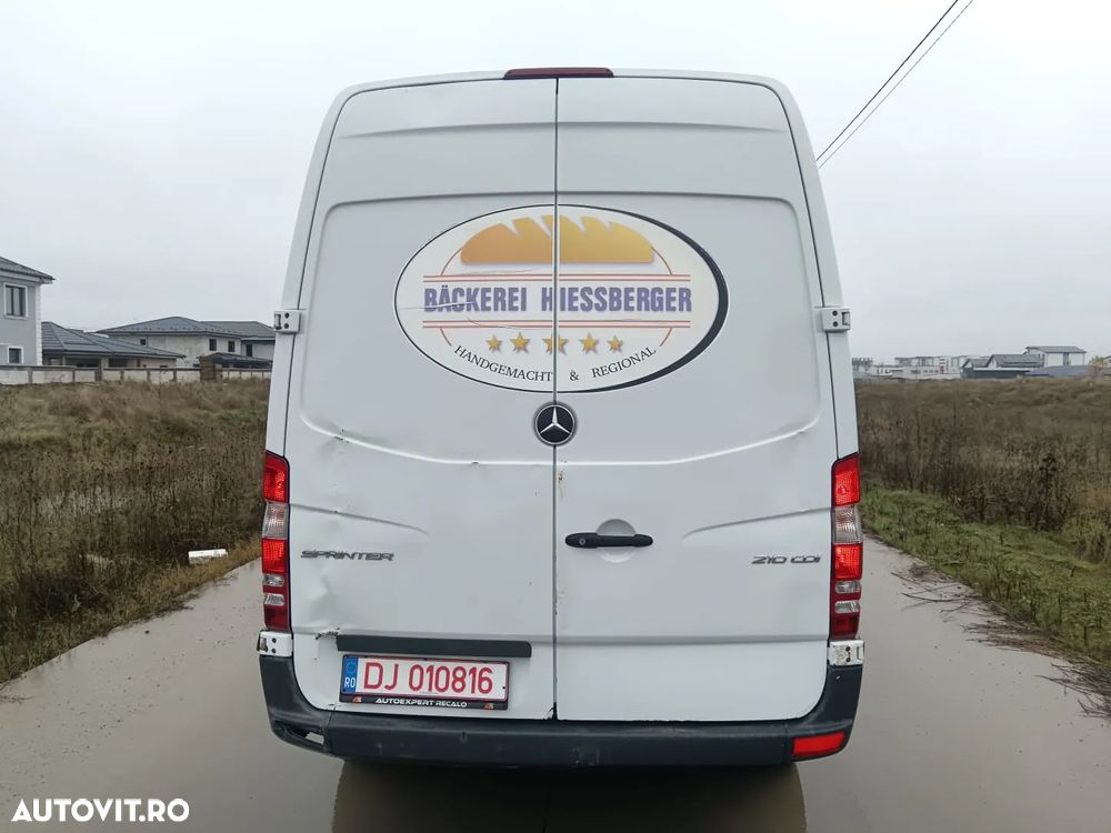 Mercedes-Benz Sprinter - 23