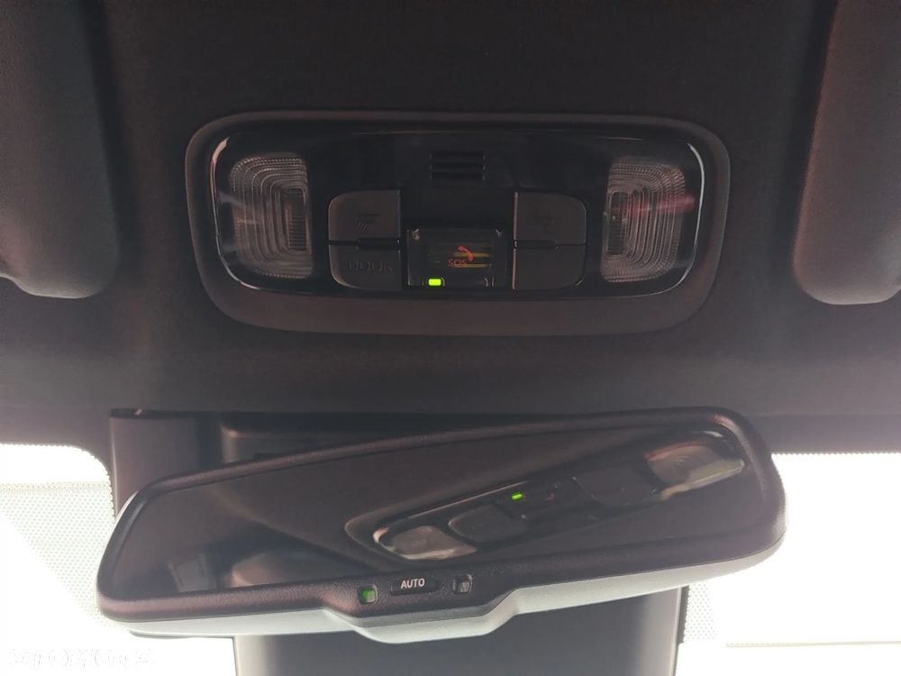 Toyota Yaris Hybrid 1.5 Executive - 10