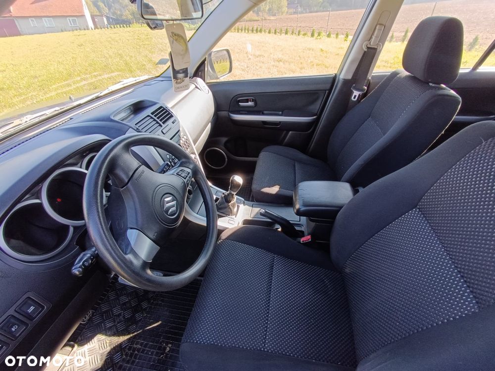 Suzuki Grand Vitara 1.9 DDiS - 13
