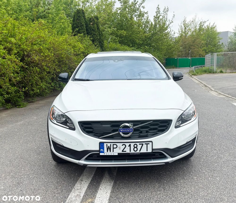Volvo V60 Cross Country T5 AWD Geartronic Summum - 2