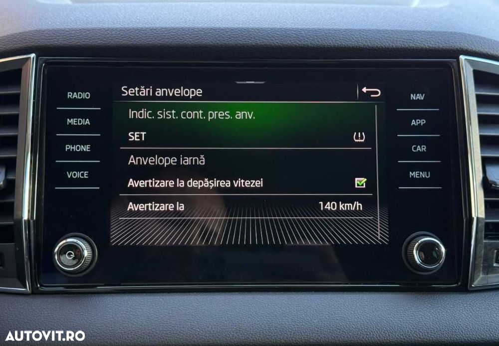 Skoda Karoq 1.6 TDI DSG Ambition - 34