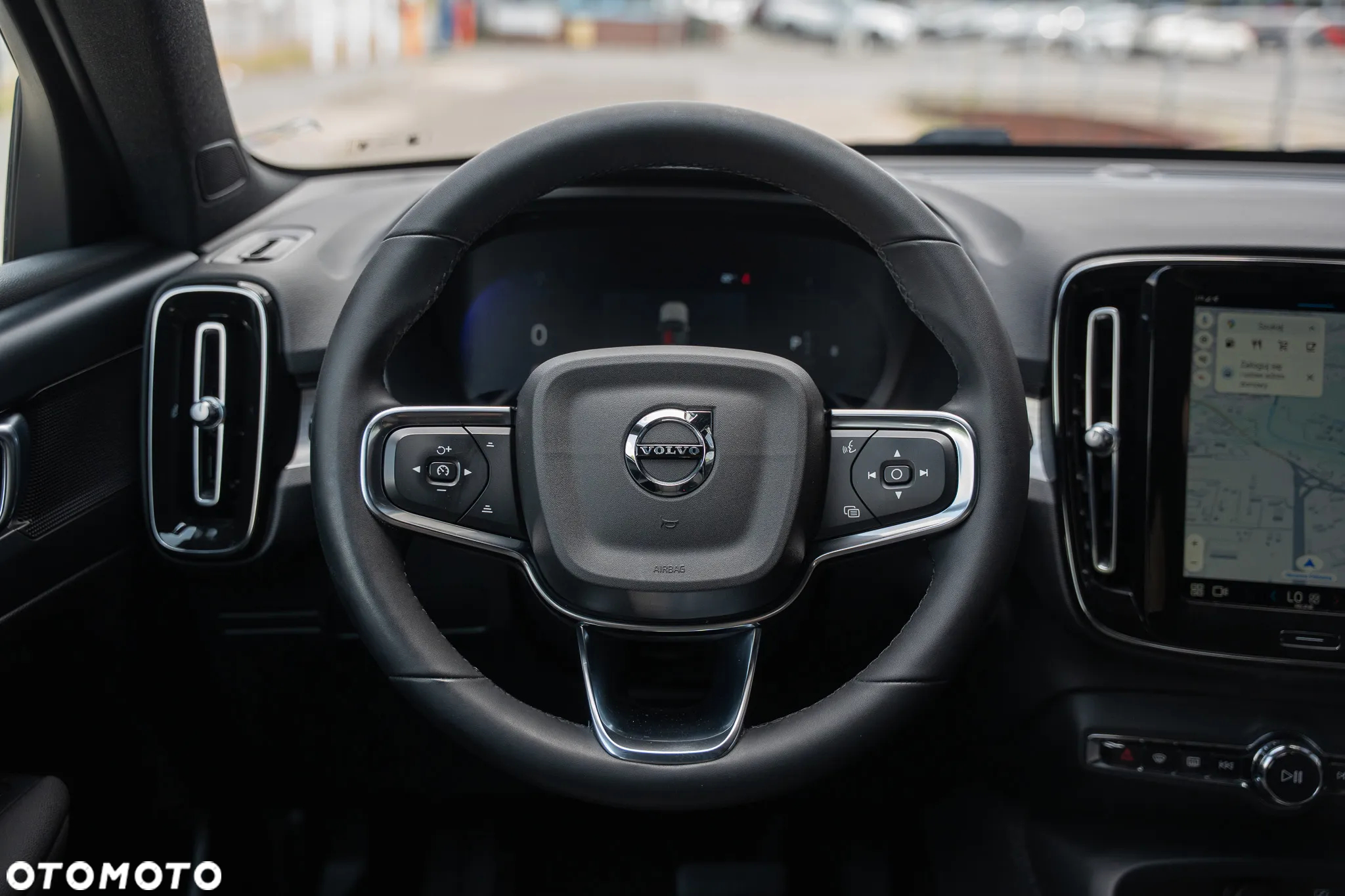 Volvo XC 40 B3 B DKG Plus Bright - 26