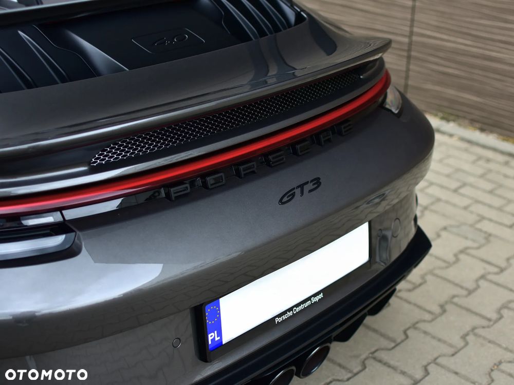 Porsche 911 GT3 - 28