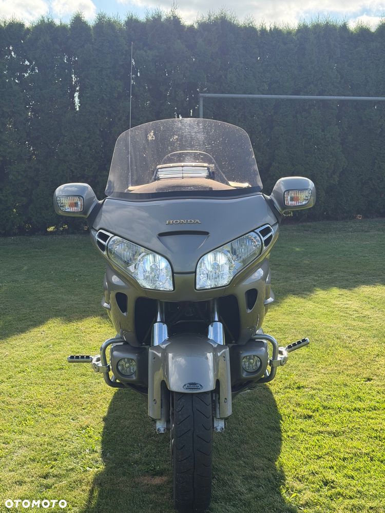 Honda GL - 8
