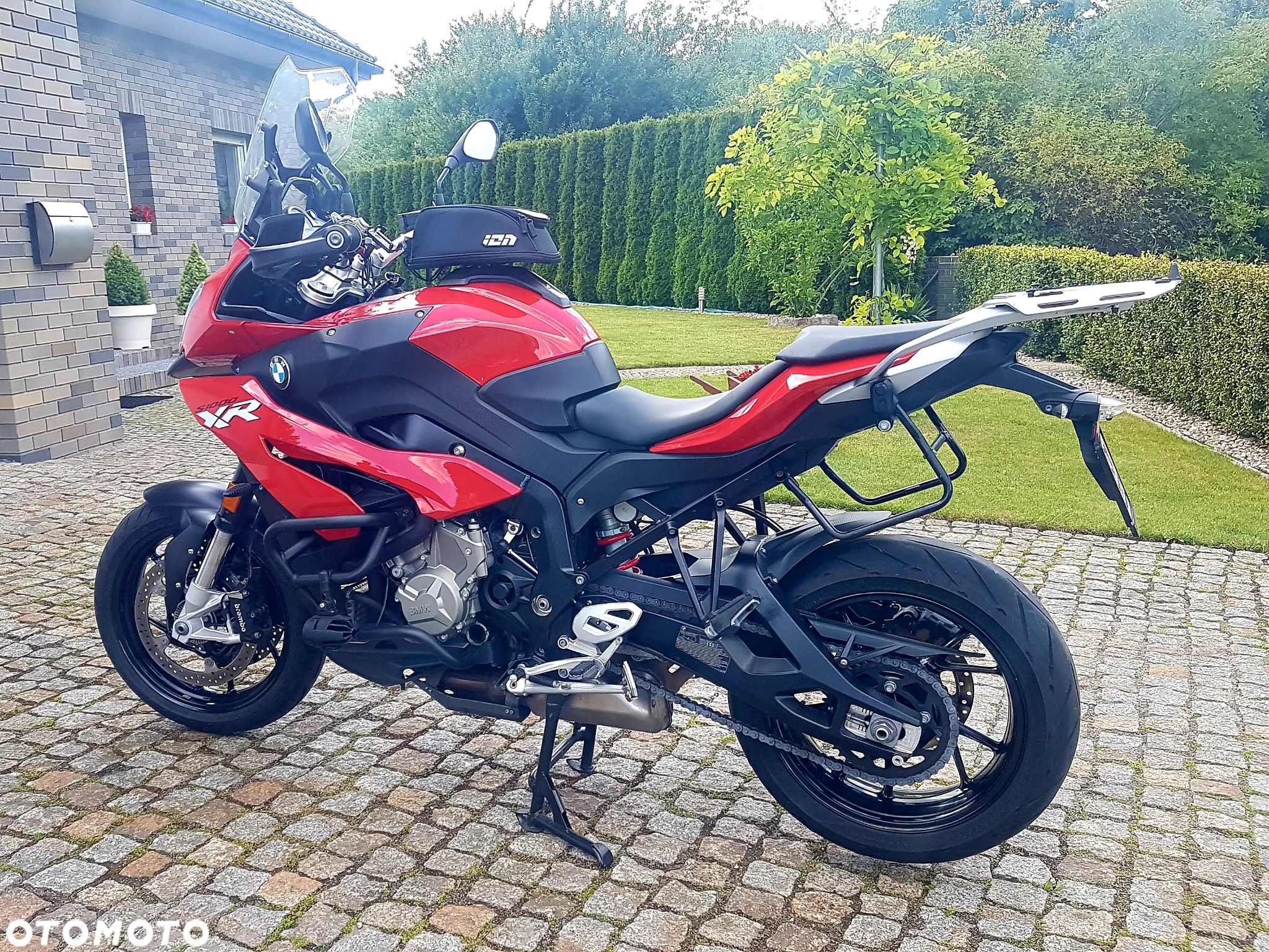 BMW XR - 2