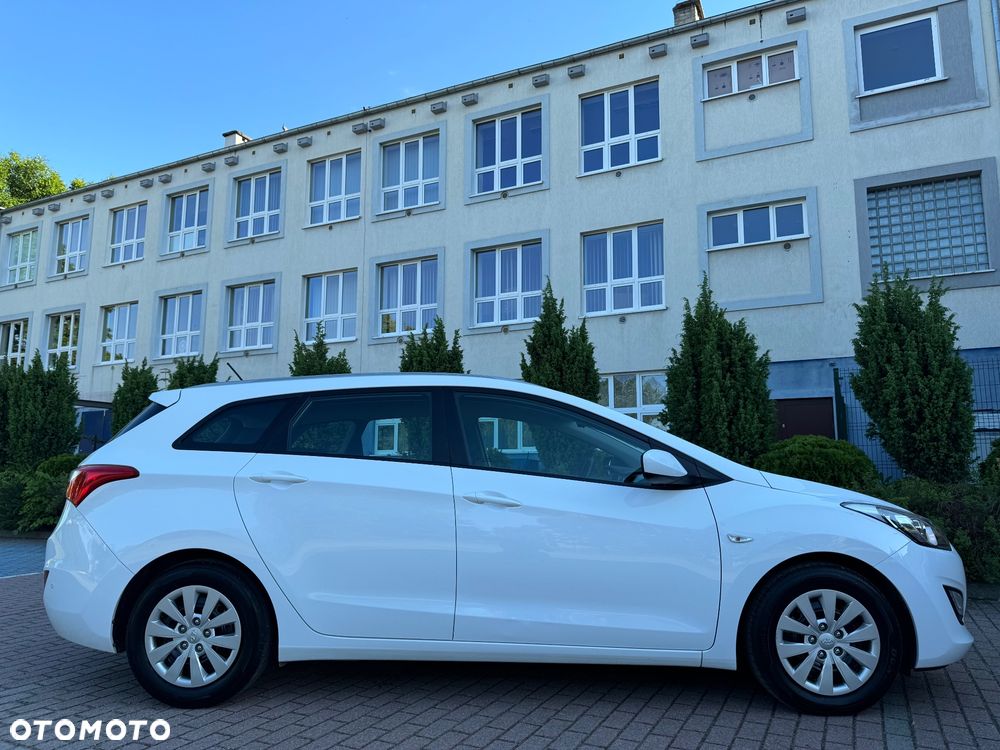Hyundai i30 i30cw 1.6 CRDi Trend - 5