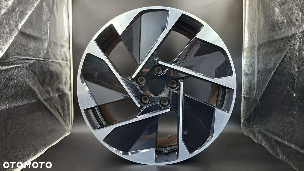 Felga Aluminiowa 18 VW ID3 5x112 ET 50 10A601025G - 1