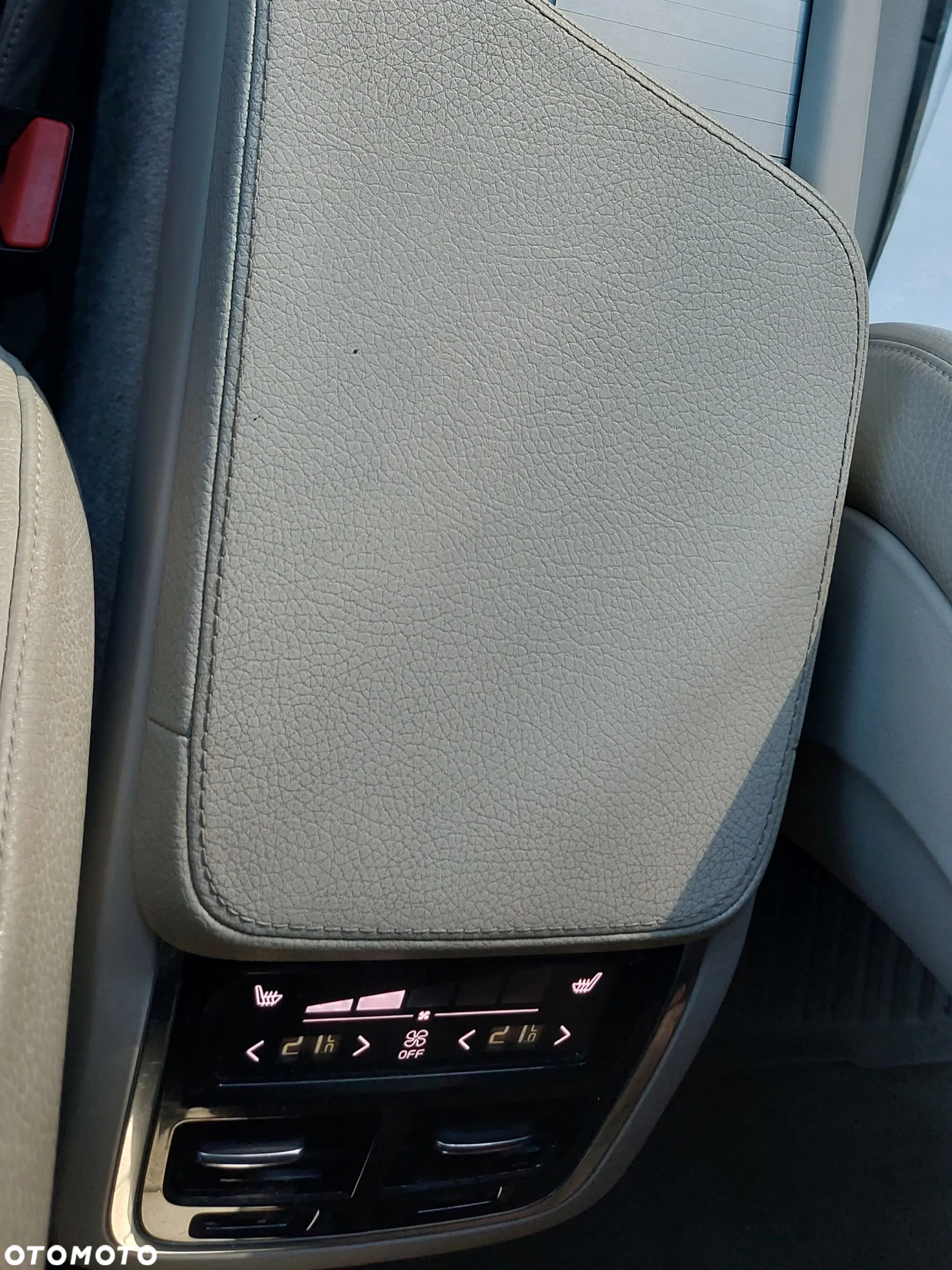 Volvo XC 90 - 11