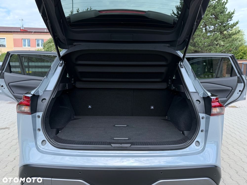 Nissan Qashqai 1.3 DIG-T DCT N-CONNECTA - 35