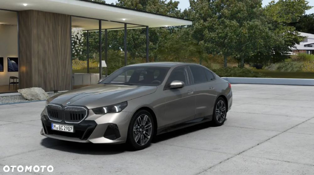 BMW Seria 5 520d xDrive mHEV - 1