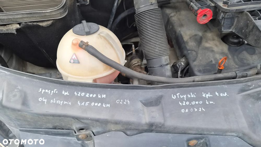 Mercedes-Benz Sprinter - 10