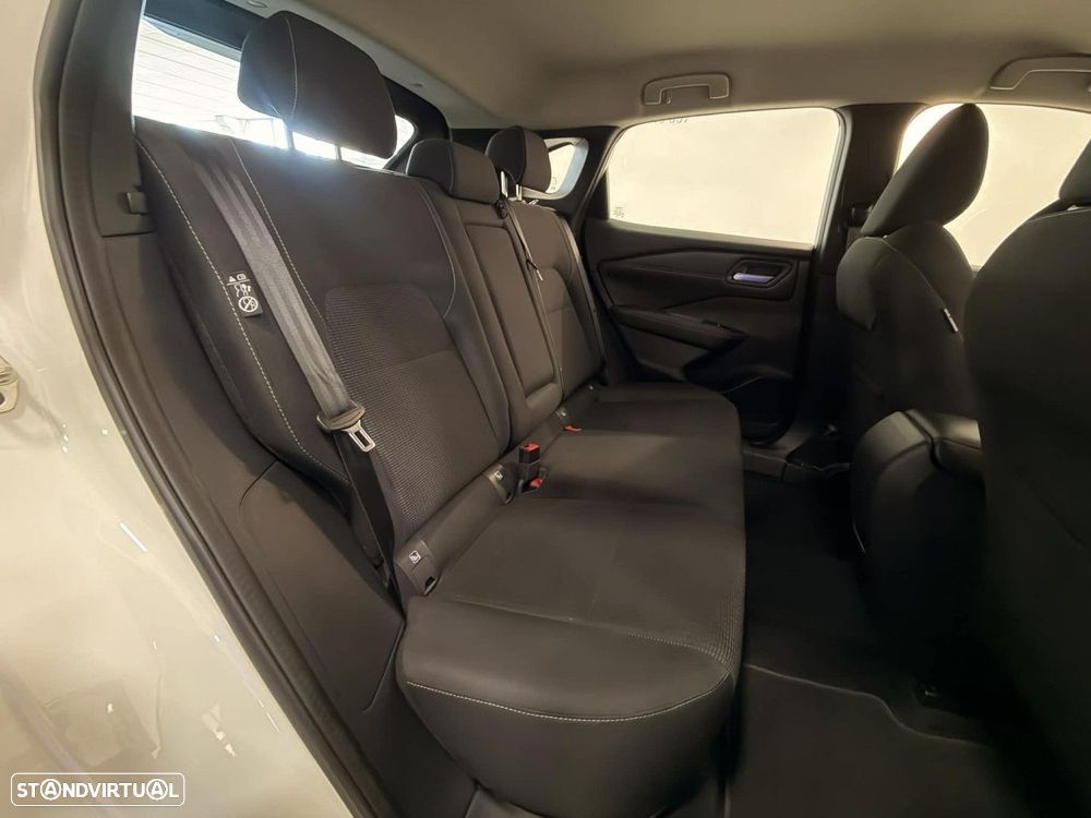 Nissan Qashqai 1.3 DIG-T Acenta - 14
