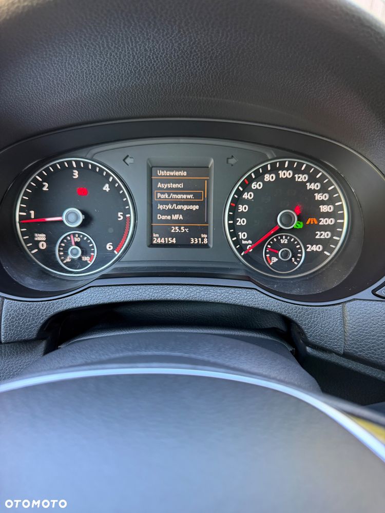 Volkswagen Sharan - 16