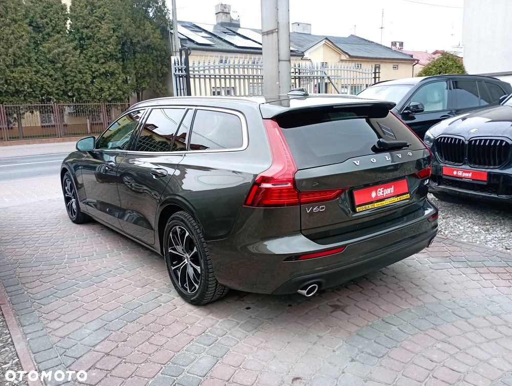 Volvo V60 D4 Momentum Pro - 6