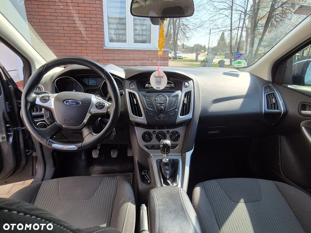 Ford Focus 1.6 TDCi Edition - 8
