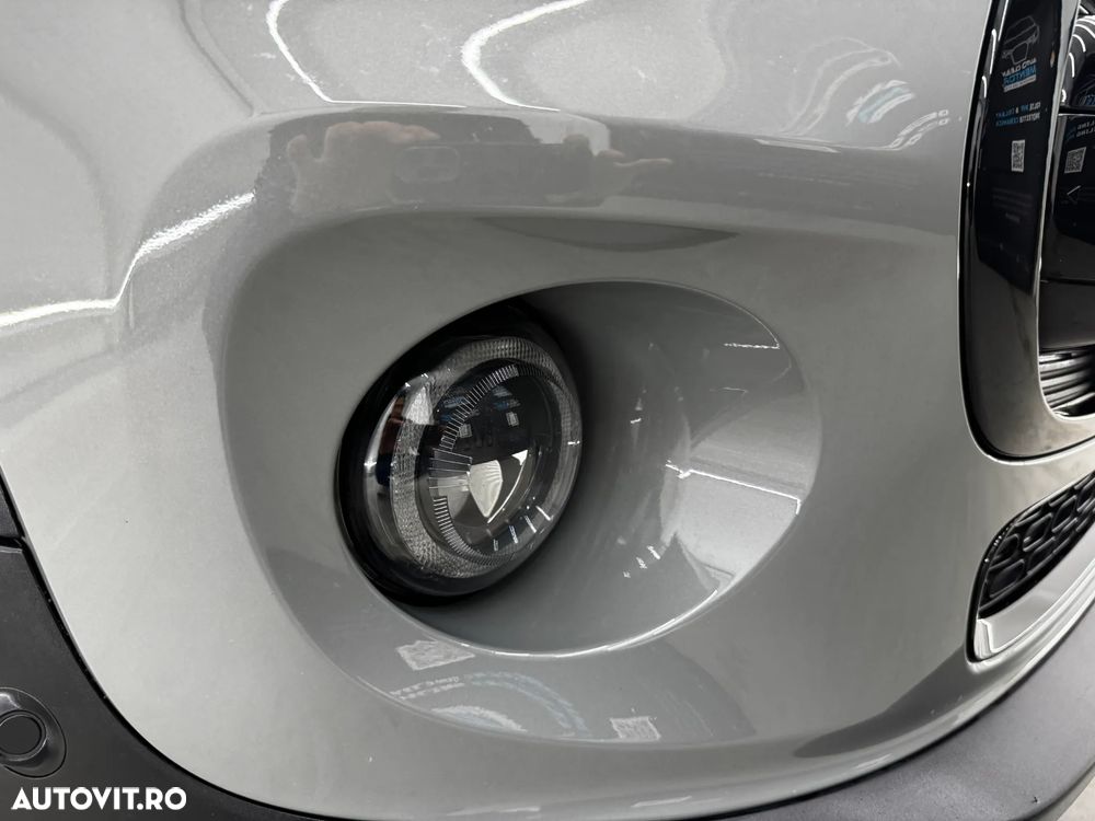 Mini Cooper John Works Trim - 22