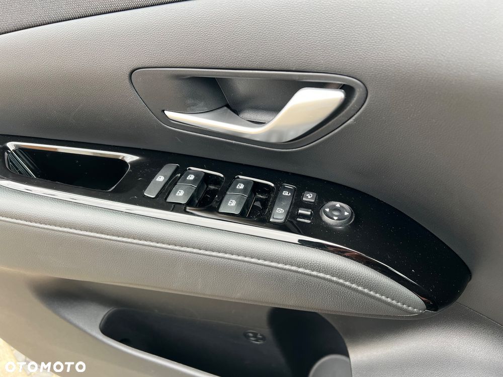 Hyundai Tucson 1.6 T-GDi HEV 2WD Advantage - 27