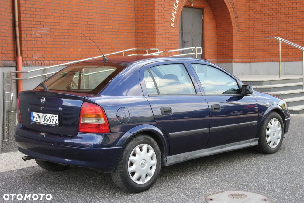 Opel Astra - 7