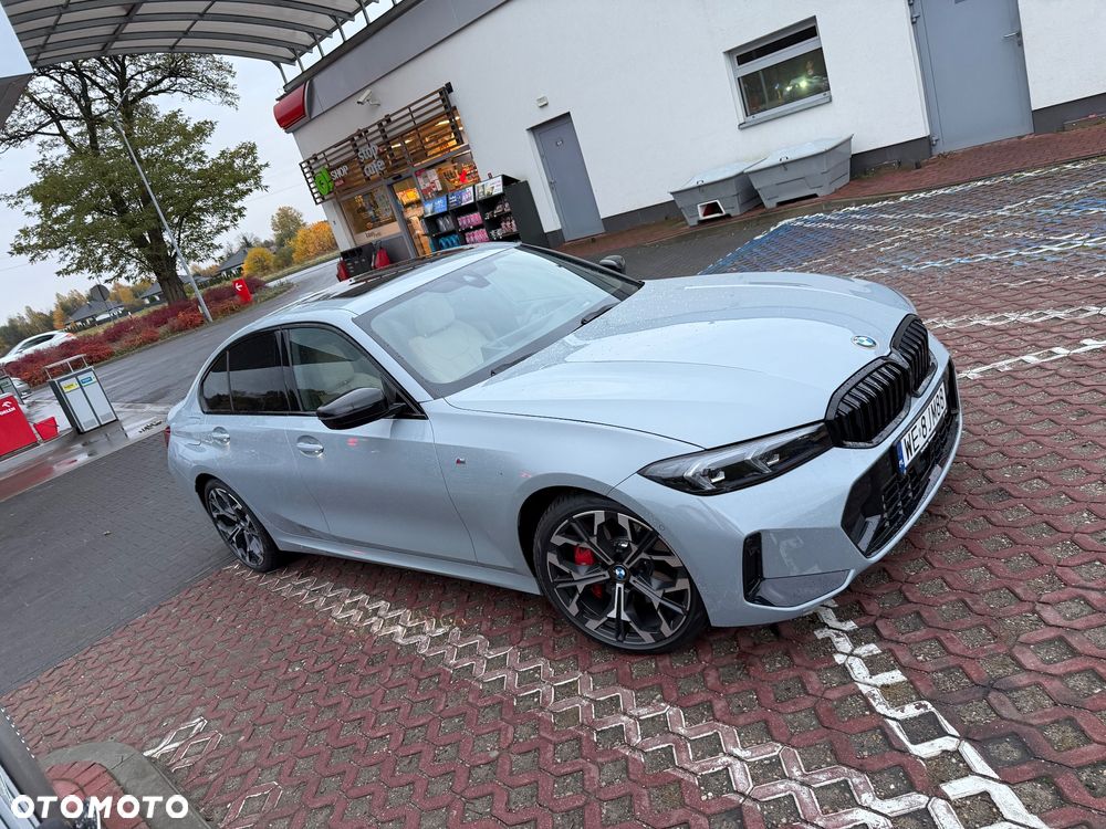 BMW Seria 3 330i xDrive M Sport sport - 3