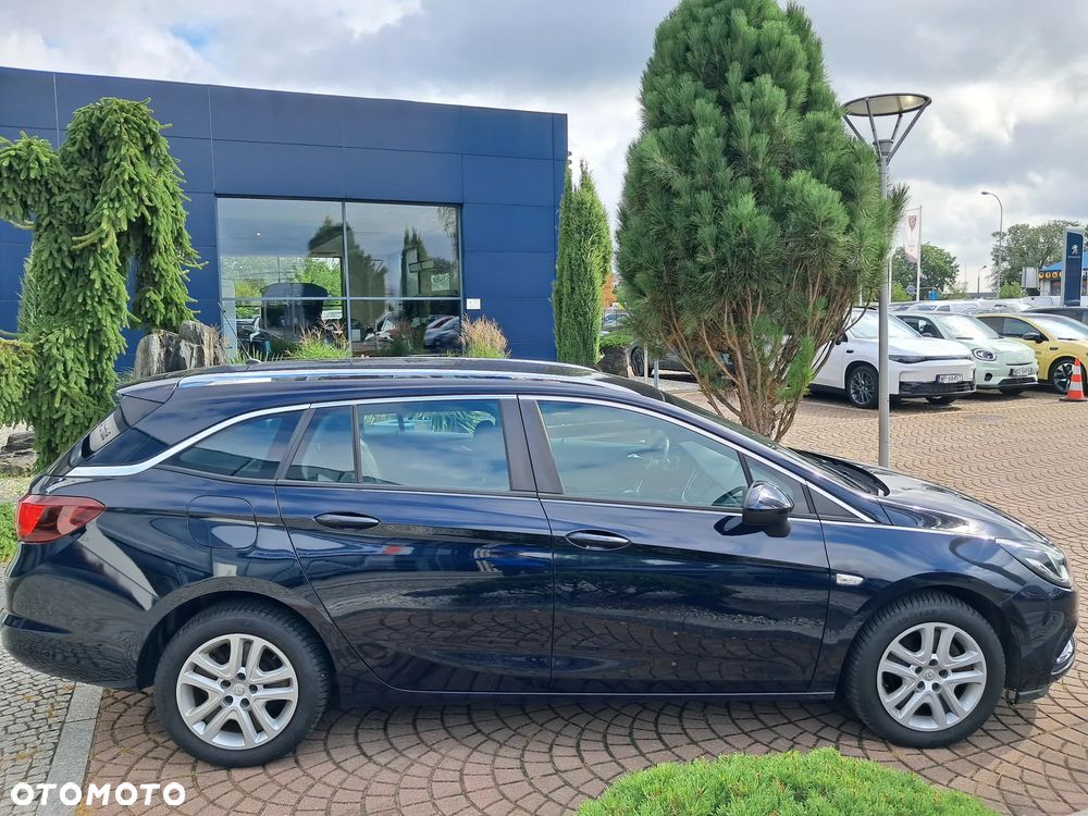Opel Astra 1.4 T Dynamic S&S - 9