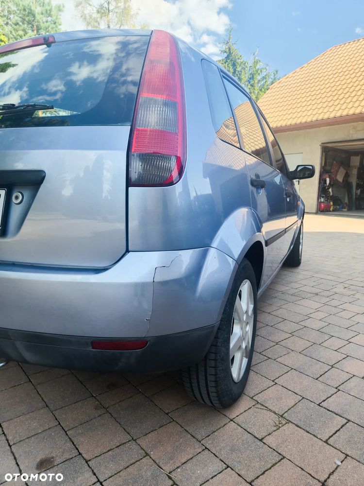 Ford Fiesta 1.3 Ambiente - 7