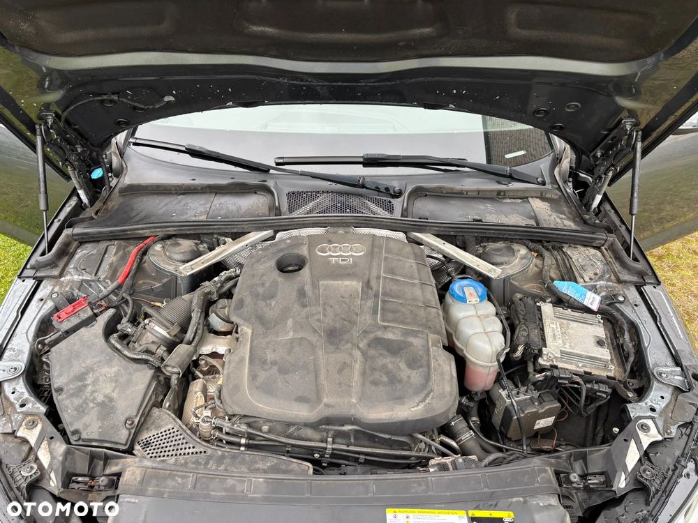 Audi A4 Avant 2.0 TDI - 24