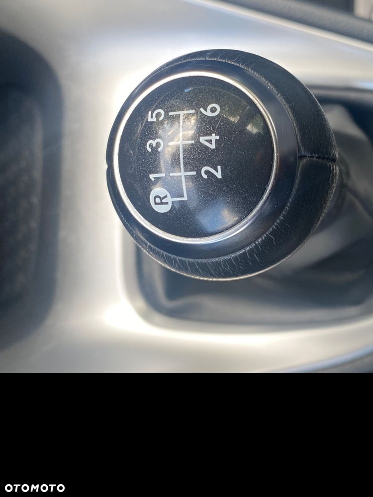 Toyota Yaris 1.5 Comfort - 19