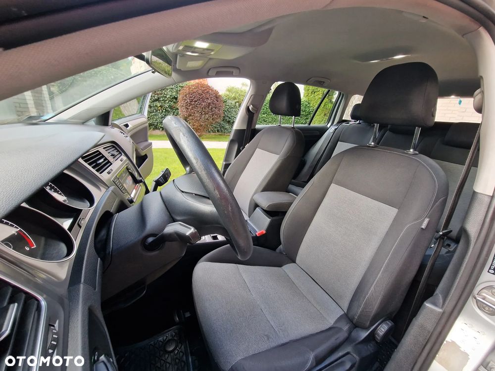 Volkswagen Golf VII 1.6 TDI BMT Comfortline DSG - 11