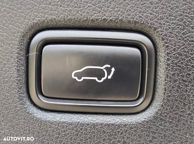 Kia Sportage 2,0 CRDI AWD Aut. Platinum - 30