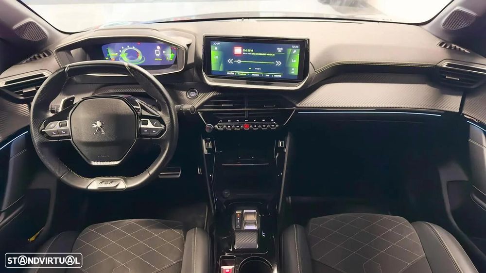 Peugeot 208 - 24