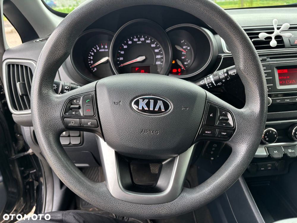 Kia Rio 1.2 Business Line - 16