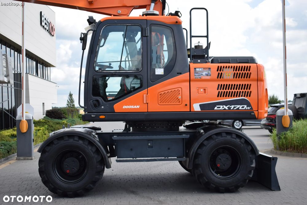 Doosan DX170W-5 - 12