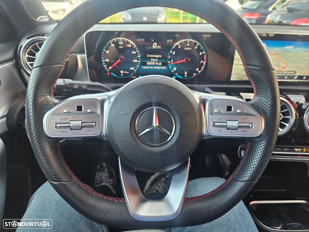 Mercedes-Benz A 200 AMG Line - 9