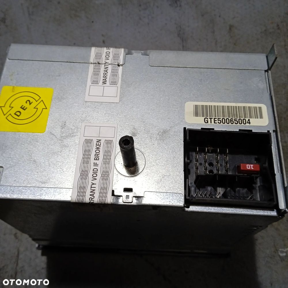 Radio T5 7H0057152EX - 2