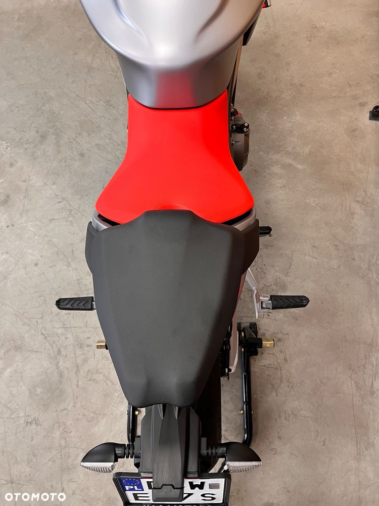 Aprilia Tuono - 19