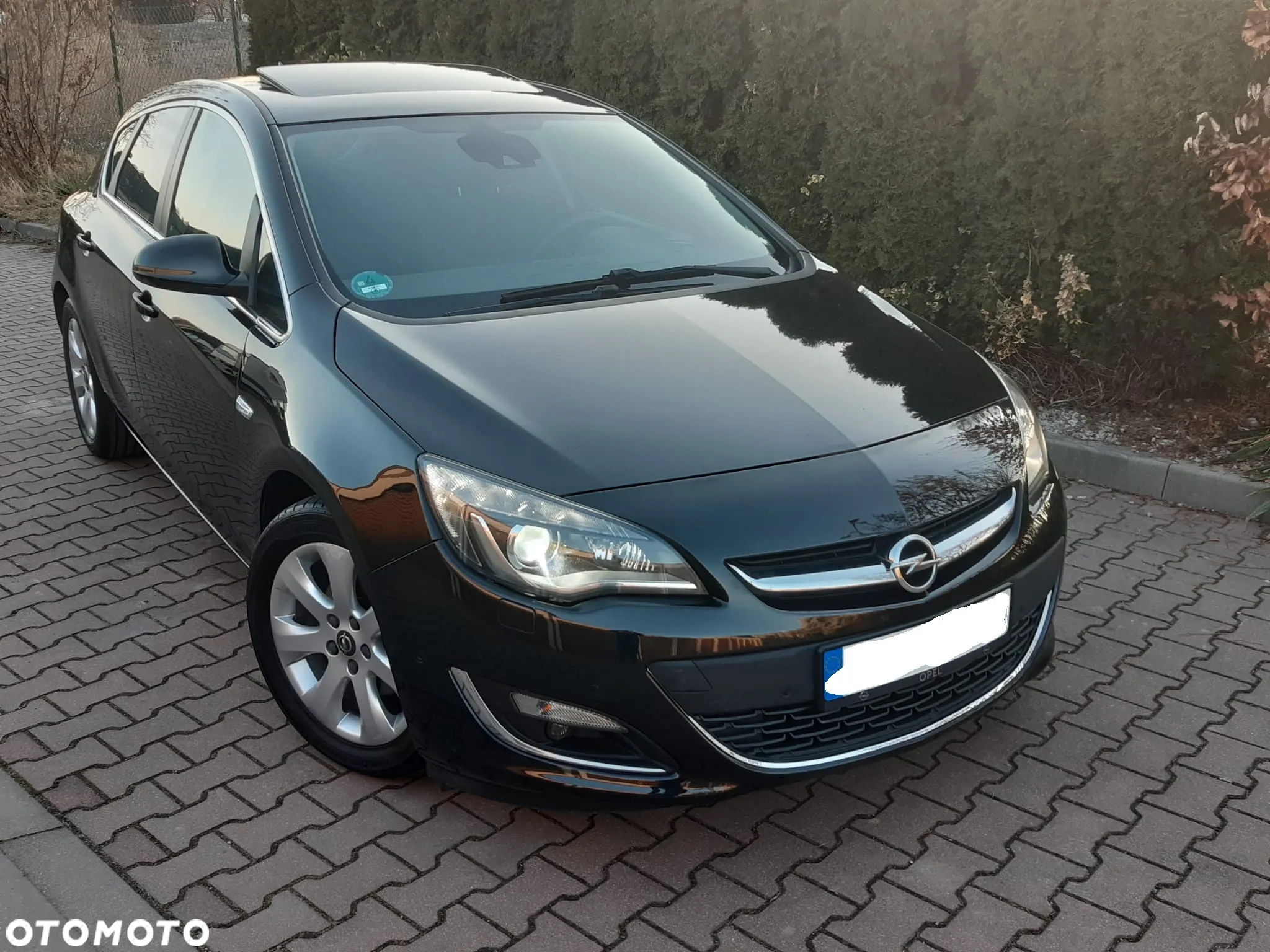 Opel Astra IV 2.0 CDTI Cosmo - 4