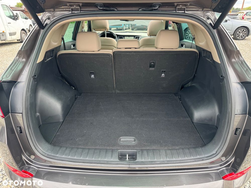Hyundai Tucson 2.0 CRDI BlueDrive GO Plus 2WD - 26