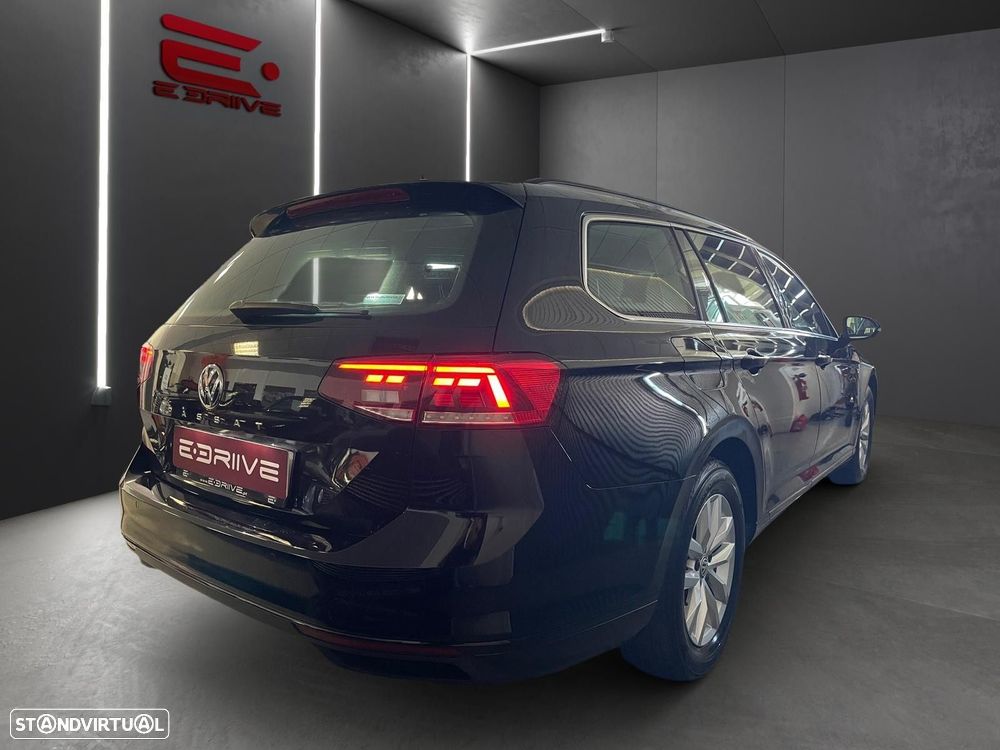 VW Passat Variant 1.6 TDI Confortline DSG - 5