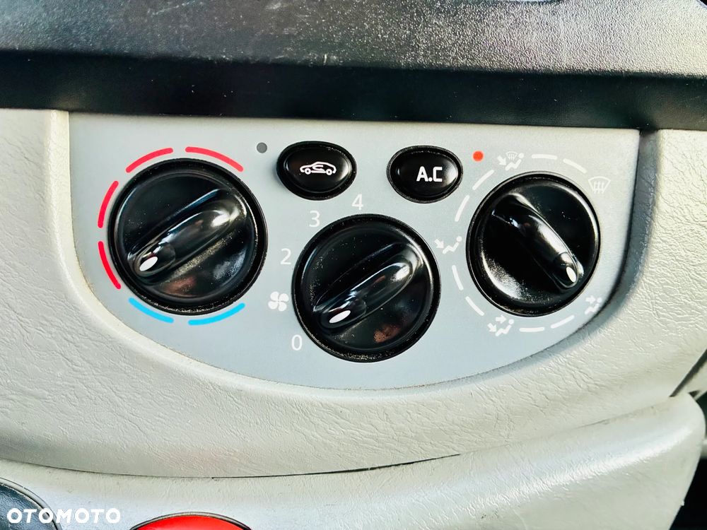 Nissan Primastar - 13