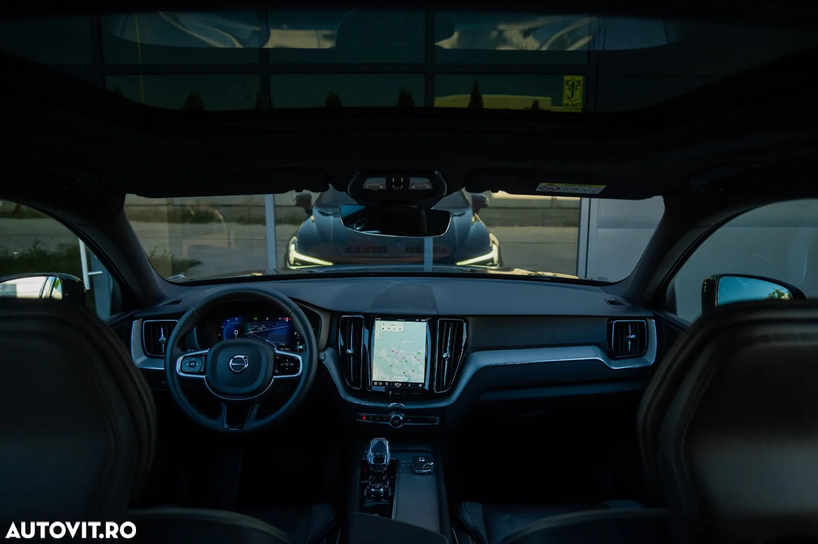 Volvo XC 60 B5 B AWD Plus Black Edition - 19
