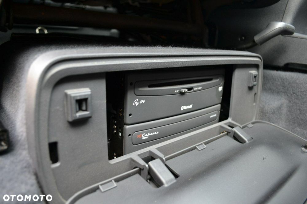 Renault Scenic 2.0 16V Confort Dynamique - 15