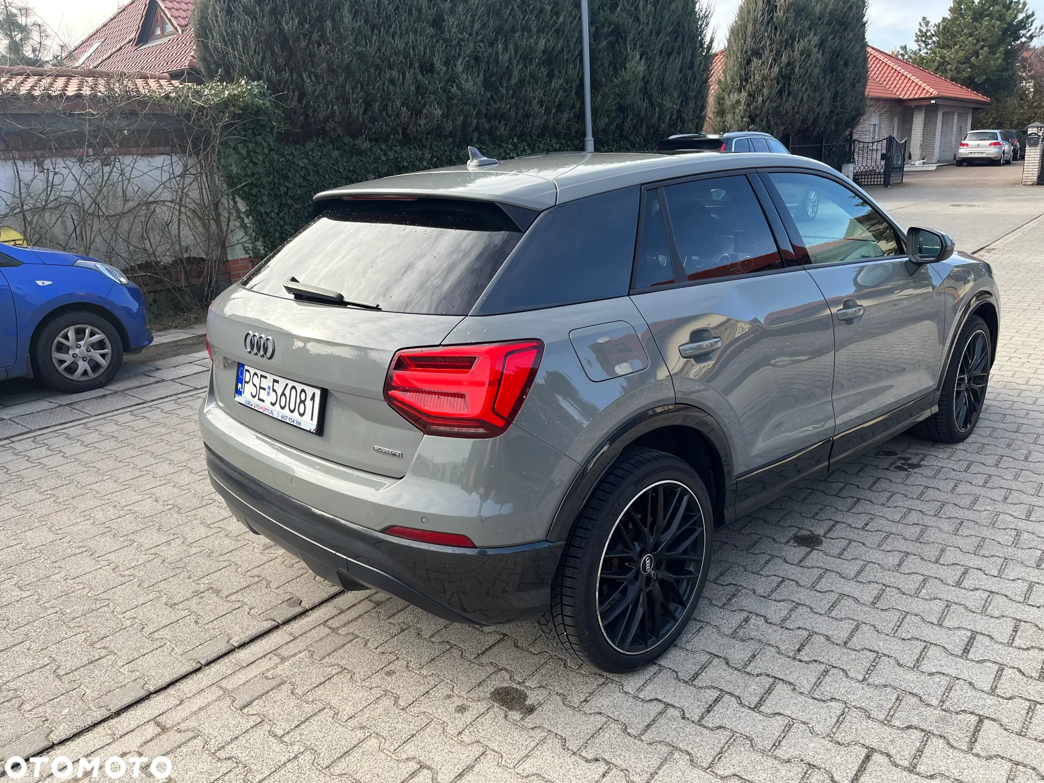Audi Q2 35 TDI quattro S tronic design - 4