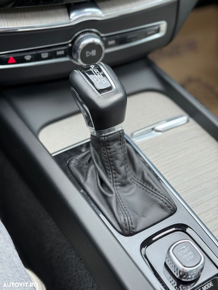 Volvo XC 60 D4 AWD Geartronic Inscription - 12