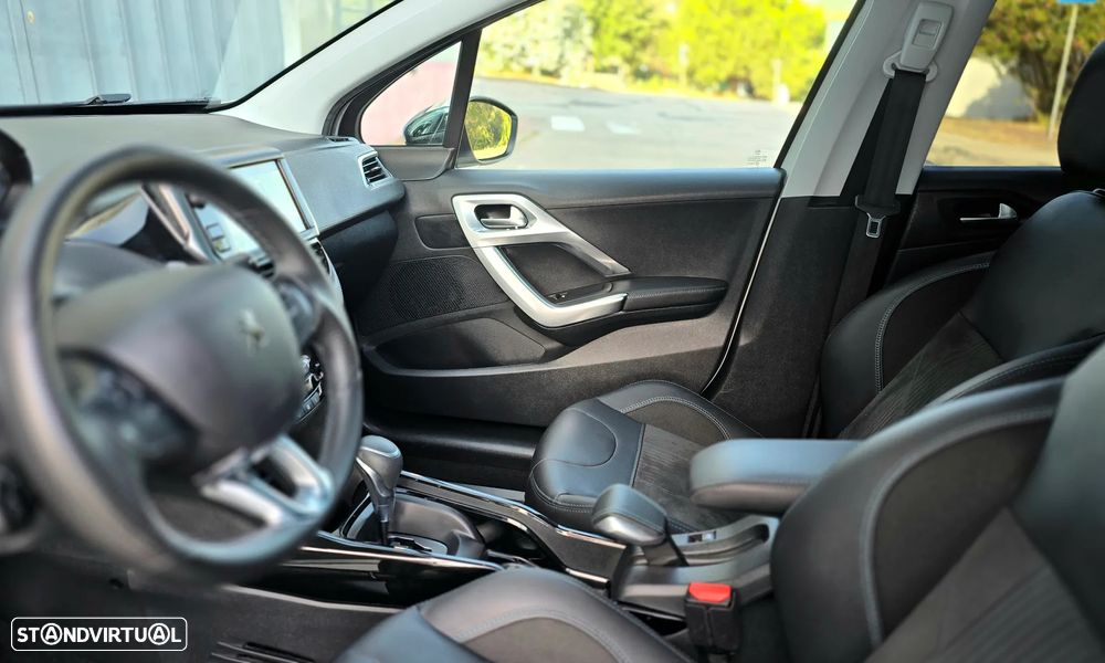 Peugeot 2008 PureTech 110 Stop&Start EAT6 Crossway - 11